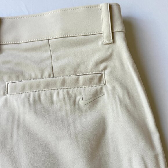 Nike Tour Mens 8" Chino Golf Shorts Sz 34 NWT Light Khaki FD5721-104 Standard - Picture 8 of 10